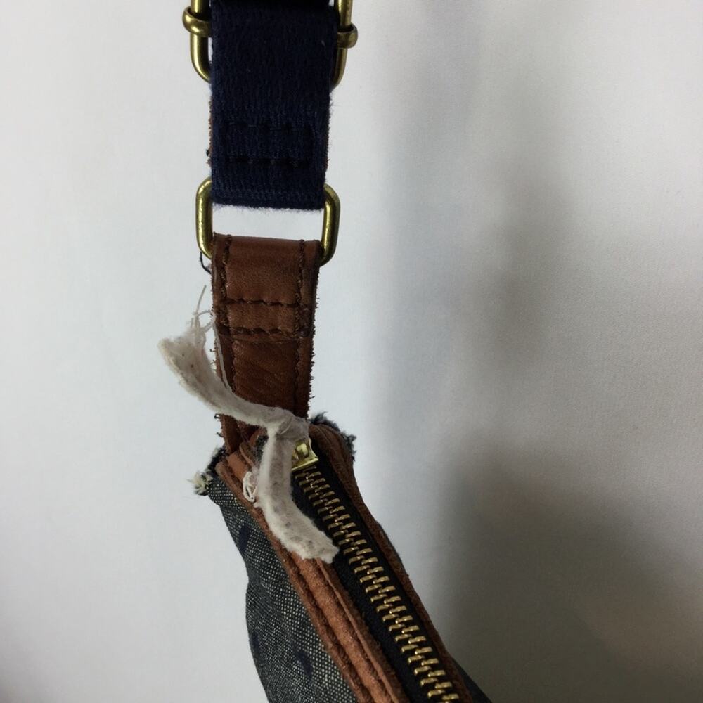 Fossil Patterned Crossbody Bag - Picture 3 of 7